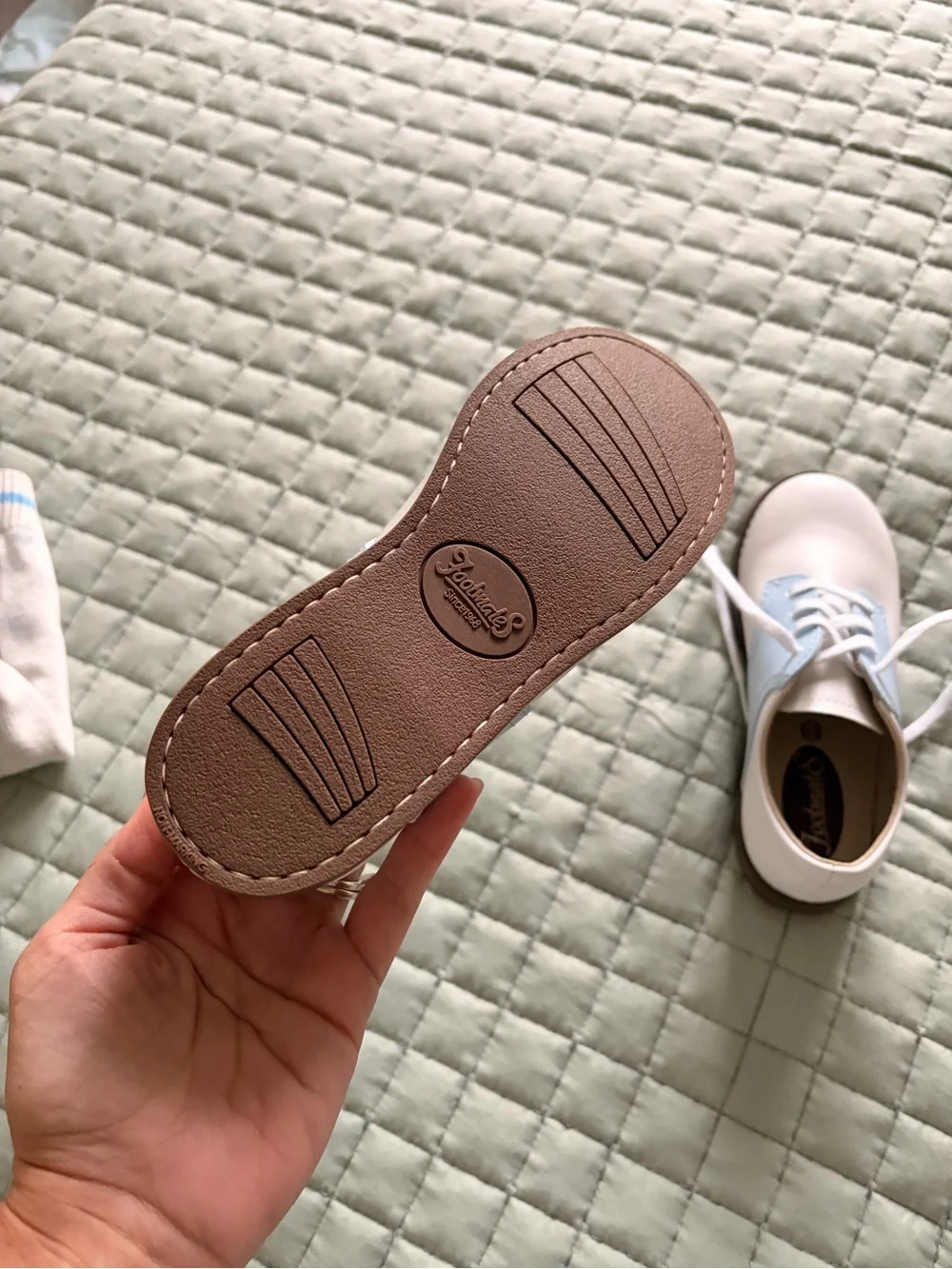 FootMates look classic